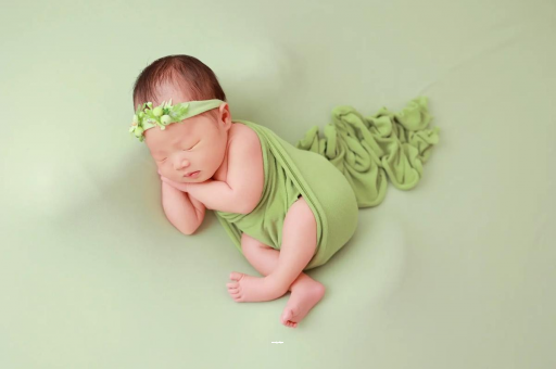 沛县宝宝下眼袋发青的原因